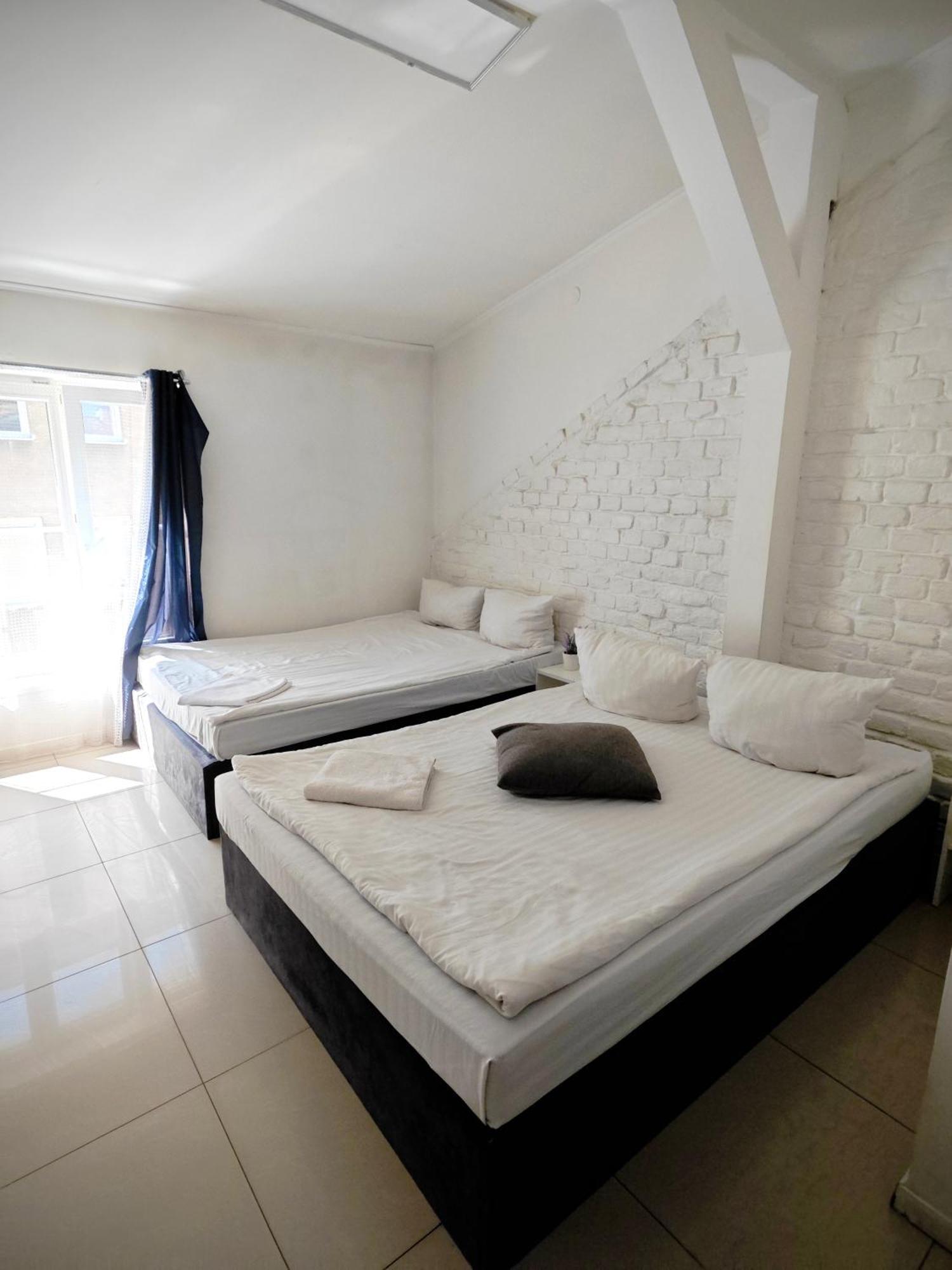 Apartamenty Wilcza - City Center Warsaw Room photo